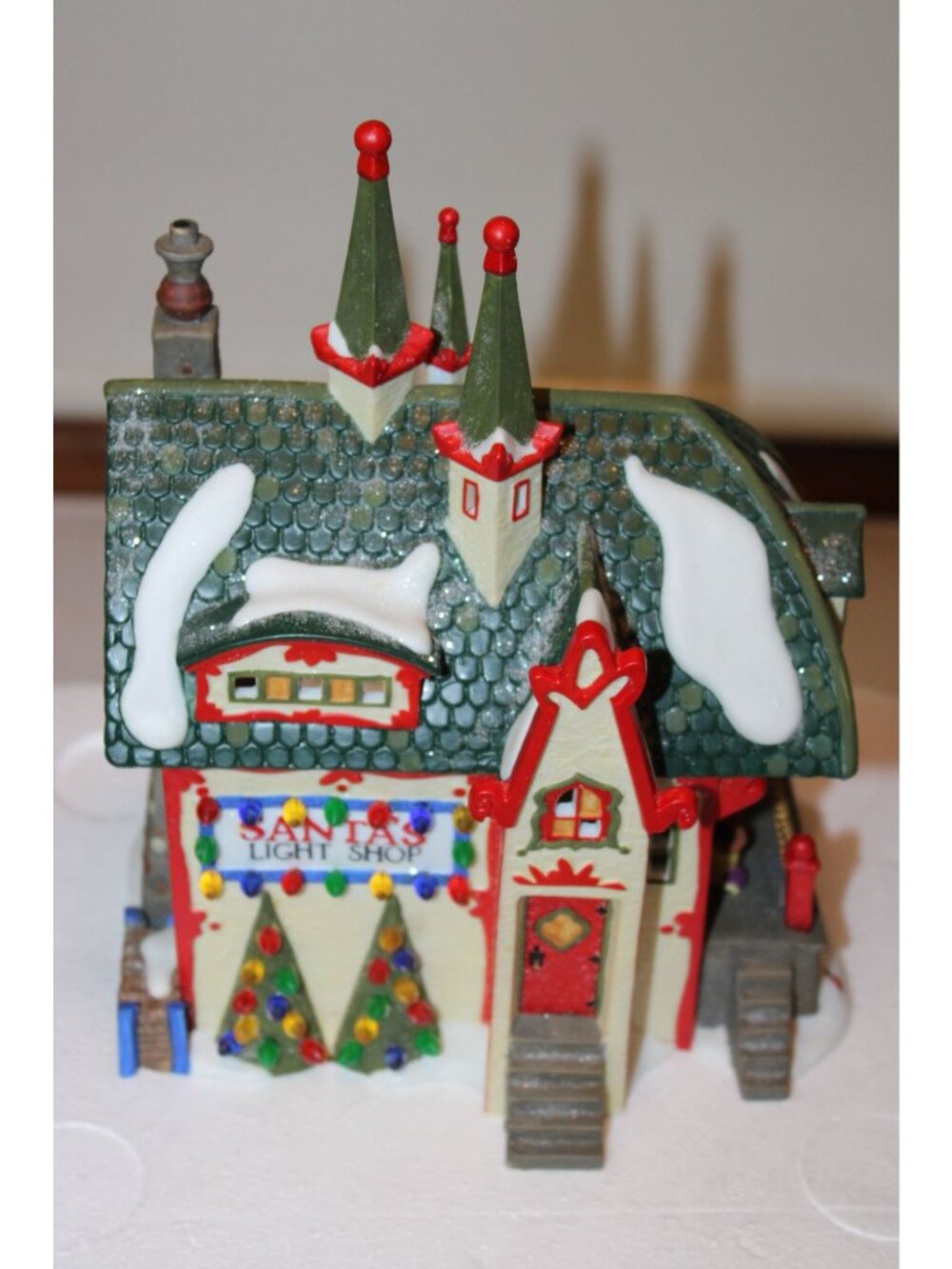 Dept 56 North Pole - Santa's Light Shop